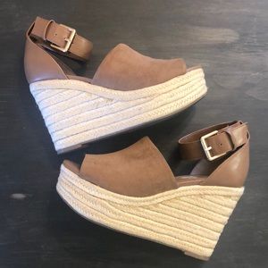 Indigo Rd Wedges